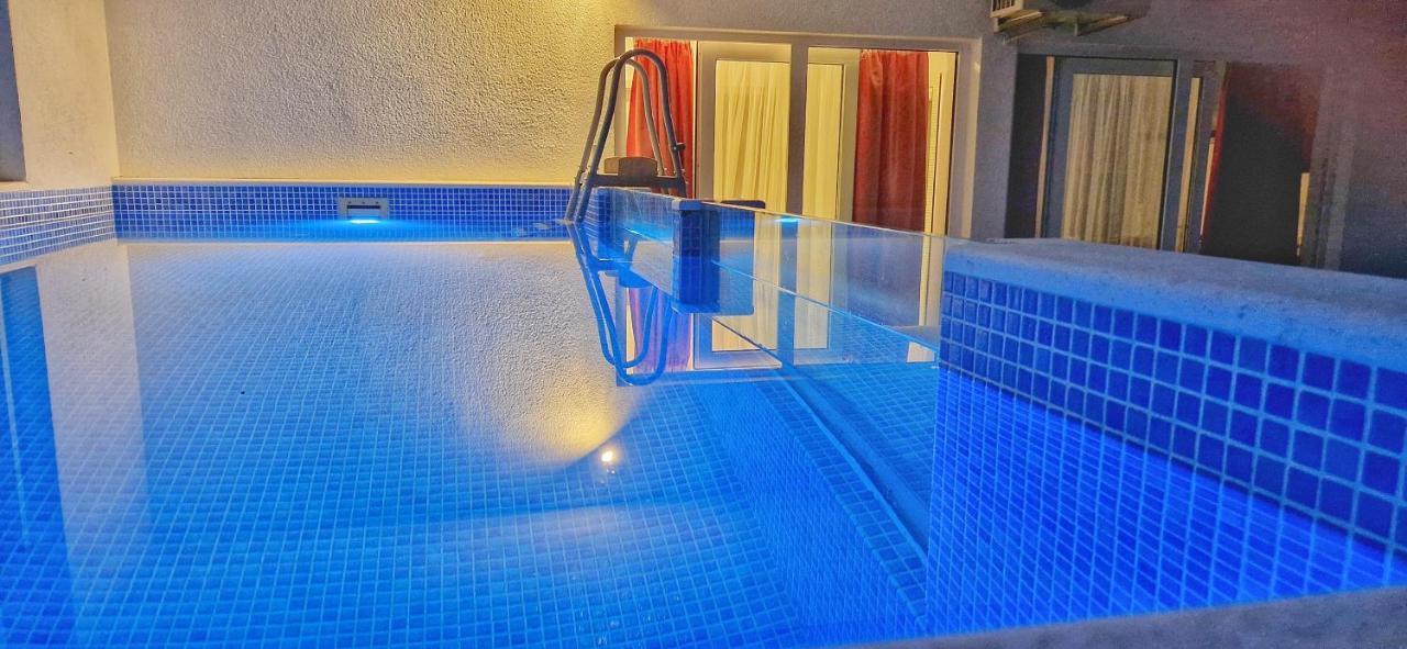 Luxury Apartment Maestral - Private Pool Split Luaran gambar